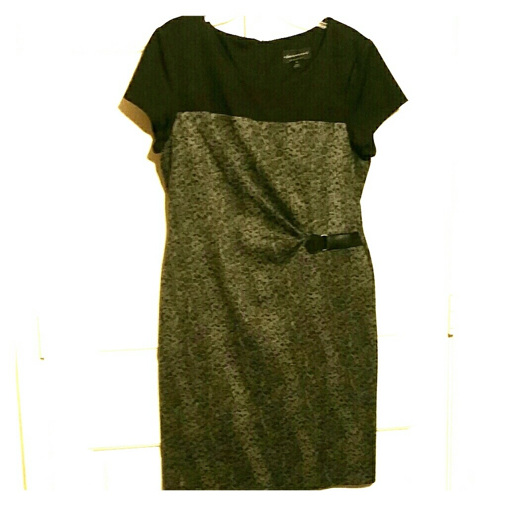 Leopard print sheath dress with buckle detail